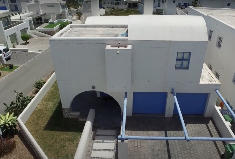 4 Bedroom Property for Sale in Paradise Beach Western Cape